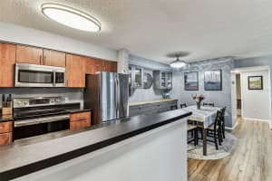 9481 HIGHLAND OAK DRIVE, TAMPA, FL 33647 Sold 08/20/25