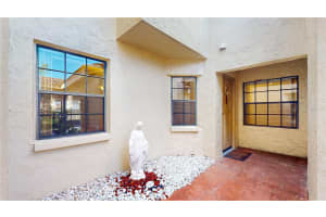 10488 SAINT TROPEZ PLACE, TAMPA, FL 33615 - MLS#MFRTB8357214