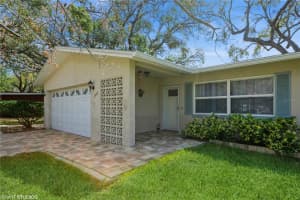 2652 FOREST PARKWAY, LARGO, FL 33771 Sold 04/23/25