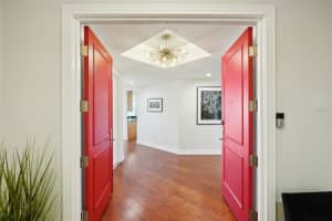 400 BEACH DRIVE, ST PETERSBURG, FL 33701 Sold 06/17/25