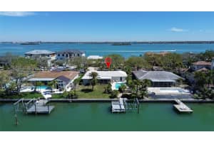 684 HARBOR ISLAND, CLEARWATER BEACH, FL 33767 Sold 04/01/25