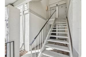 104 MEADOW LANE, OLDSMAR, FL 34677 Sold 03/31/25