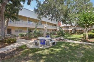 10037 62ND TERRACE, ST PETERSBURG, FL 33708 Sold 05/12/25