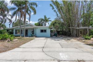 300 WESTWINDS DRIVE, PALM HARBOR, FL 34683 - MLS#MFRTB8357521