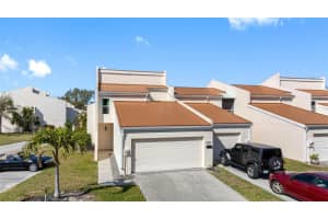4358 Outrigger Ln, TAMPA