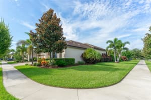 14315 ROLLING DUNE RD, LITHIA, FL 33547 Sold 07/08/25