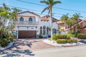 11320 6TH STREET, TREASURE ISLAND, FL 33706 Sold 04/04/25