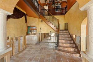 11320 6TH STREET, TREASURE ISLAND, FL 33706 Sold 04/04/25