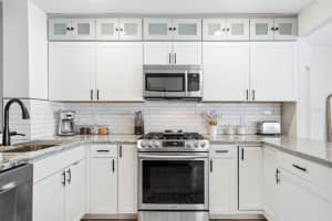3316 BALLAST POINT BOULEVARD, TAMPA, FL 33611 Sold 08/31/25