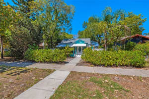 211 21ST AVENUE, ST PETERSBURG, FL 33705 Sold 05/23/25