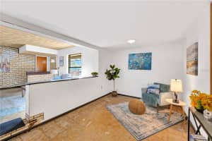 804 PAPAYA DRIVE, TAMPA, FL 33619 Sold 04/18/25