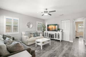 1661 GROVE STREET, CLEARWATER, FL 33755 Sold 04/25/25