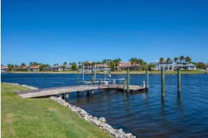 5321 FISHERSOUND LANE, APOLLO BEACH, FL 33572 Sold 08/29/25