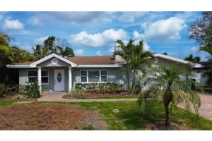 2037 CHURCH CREEK POINT, LARGO, FL 33774 Sold 09/08/25