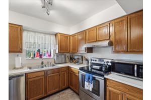 2009 HAMMOCK PINE BOULEVARD, CLEARWATER, FL 33761 - MLS#MFRTB8358079