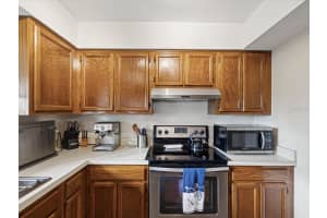 2009 HAMMOCK PINE BOULEVARD, CLEARWATER, FL 33761 - MLS#MFRTB8358079