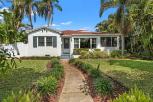 209 17TH AVENUE, ST PETERSBURG, FL 33704 - MLS#MFRTB8358149