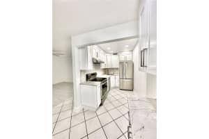 209 LINCOLN CIRCLE, ST PETERSBURG, FL 33702 - MLS#MFRTB8358166
