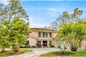 7201 HODGEWOOD CT, TAMPA, FL 33614 - MLS#MFRTB8358226