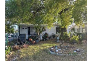 101 MELANIE LANE, BRANDON, FL 33510 Sold 04/07/25