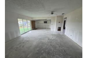 1016 SILVER PALM WAY, APOLLO BEACH, FL 33572 Sold 03/27/25