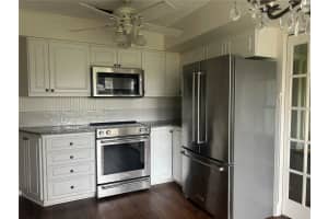 14118 PASSAGE WAY, SEMINOLE, FL 33776 Sold 04/21/25
