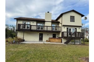 130 80th Ave Ne, ST PETERSBURG