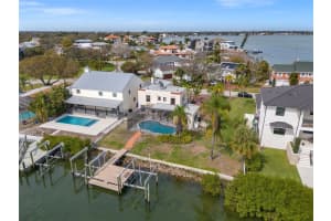 1936 ARROWHEAD DRIVE, ST PETERSBURG, FL 33703 - MLS#MFRTB8358425