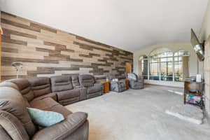 8607 CRANES ROOST DRIVE, NEW PORT RICHEY, FL 34654 Sold 05/31/25