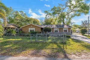 2412 GIDDENS AVENUE, SEFFNER, FL 33584 - MLS#MFRTB8358465