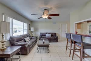 4375 37TH AVENUE, ST PETERSBURG, FL 33713 Sold 04/21/25
