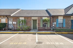 8624 CARROLL OAKS DRIVE, TAMPA, FL 33614 Sold 04/11/25