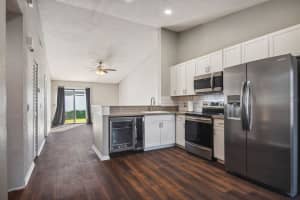 8624 CARROLL OAKS DRIVE, TAMPA, FL 33614 Sold 04/11/25