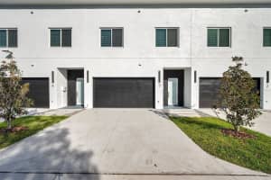 2608 COLUMBUS DRIVE, TAMPA, FL 33607 Sold 05/15/25
