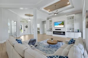 90 22ND AVE NW, NAPLES, FL 34120 Sold 05/15/25