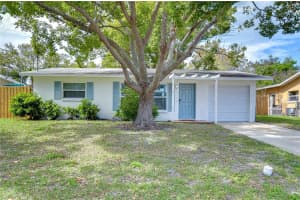 280 TWIN LAKE DRIVE, LARGO, FL 33770 Sold 05/30/25