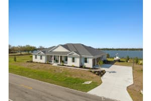 3319 GULF CITY ROAD, RUSKIN, FL 33570 - MLS#MFRTB8358823