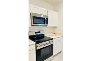 1240 TYLER LOOP, WINTER HAVEN, FL 33884 - MLS#MFRTB8358882