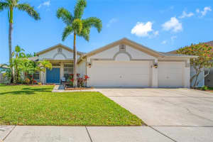 10720 ROCKLEDGE VIEW DRIVE, RIVERVIEW, FL 33579 Sold 05/15/25