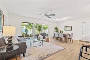 3600 LOCUST STREET, ST PETERSBURG, FL 33704 Sold 05/01/25