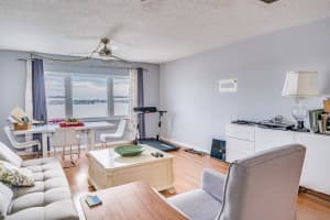 4750 COVE CIRCLE, ST PETERSBURG, FL 33708 - MLS#MFRTB8358962