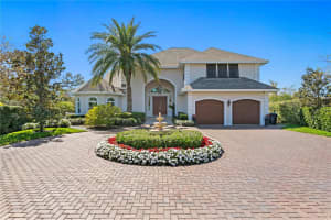 370 COFFEE POT RIVIERA NE, ST PETERSBURG, FL 33704 Sold 04/29/25
