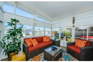 271 NORTHGATE DRIVE, TARPON SPRINGS, FL 34689 Sold 05/30/25