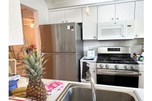 5660 80TH STREET, ST PETERSBURG, FL 33709 Sold 05/22/25