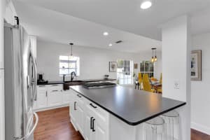 355 21ST AVENUE, ST PETERSBURG, FL 33704 - MLS#MFRTB8359090