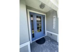 953 CROSSWIND AVENUE, SARASOTA, FL 34240 Sold 08/30/25