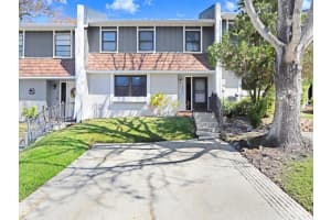 1331 ABBEY CRESCENT LANE, CLEARWATER, FL 33759 Sold 07/03/25