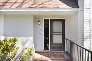 1331 ABBEY CRESCENT LANE, CLEARWATER, FL 33759 Sold 07/03/25
