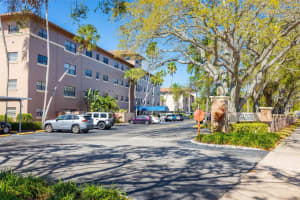 6100 GULFPORT BOULEVARD, GULFPORT, FL 33707 Sold 05/02/25