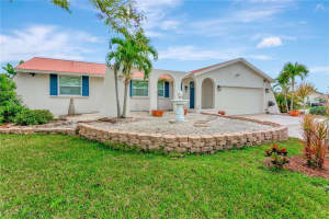 922 SAGO PALM WAY, APOLLO BEACH, FL 33572 - MLS#MFRTB8359238